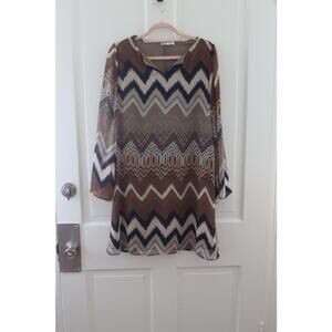 Women's Milin Size Medium Dress Long Sleeve V-Neck